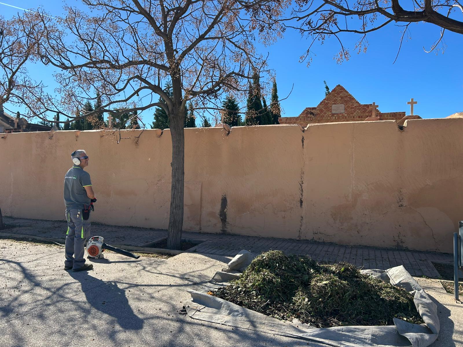 El Ayuntamiento impulsa la ampliación del Cementerio de San Agatángelo con 2.364 nuevos nichos (3)
