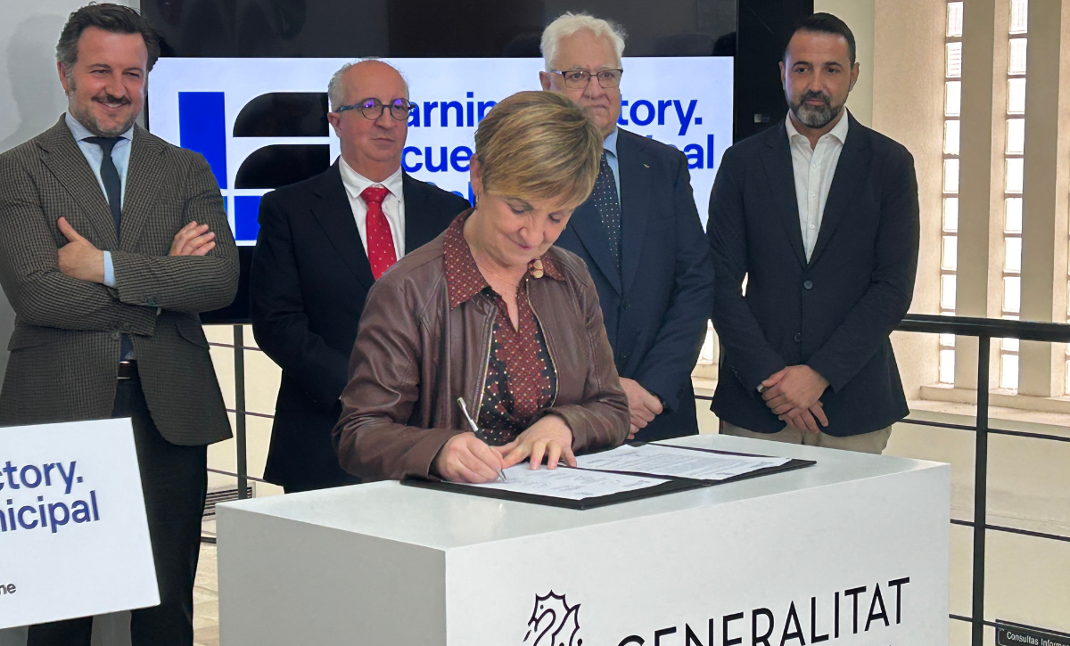 Elche impulsa la Learning Factory y la Escuela Municipal del Calzado en el polígono de Carrús (3)