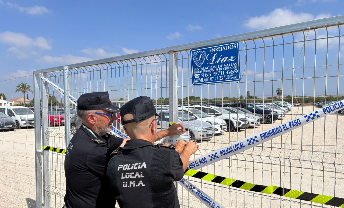 Elche clausura la primera campa de vehículos en Torrellano y anuncia más cierres